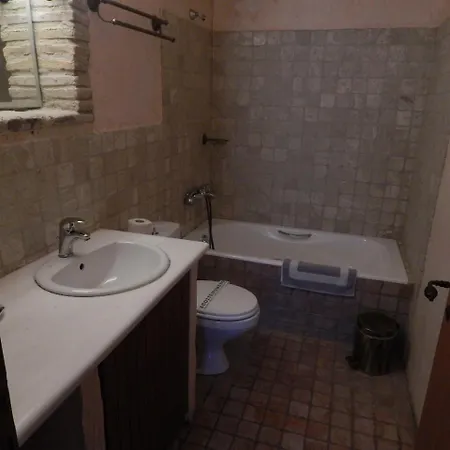 게스트하우스 Helydorea Zen Bed& Breakfast Only For Adults 4*