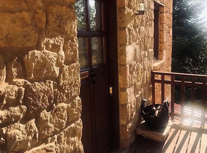 بيت ضيافة Helydorea Zen Bed& Breakfast Synikia Mesi Trikalon